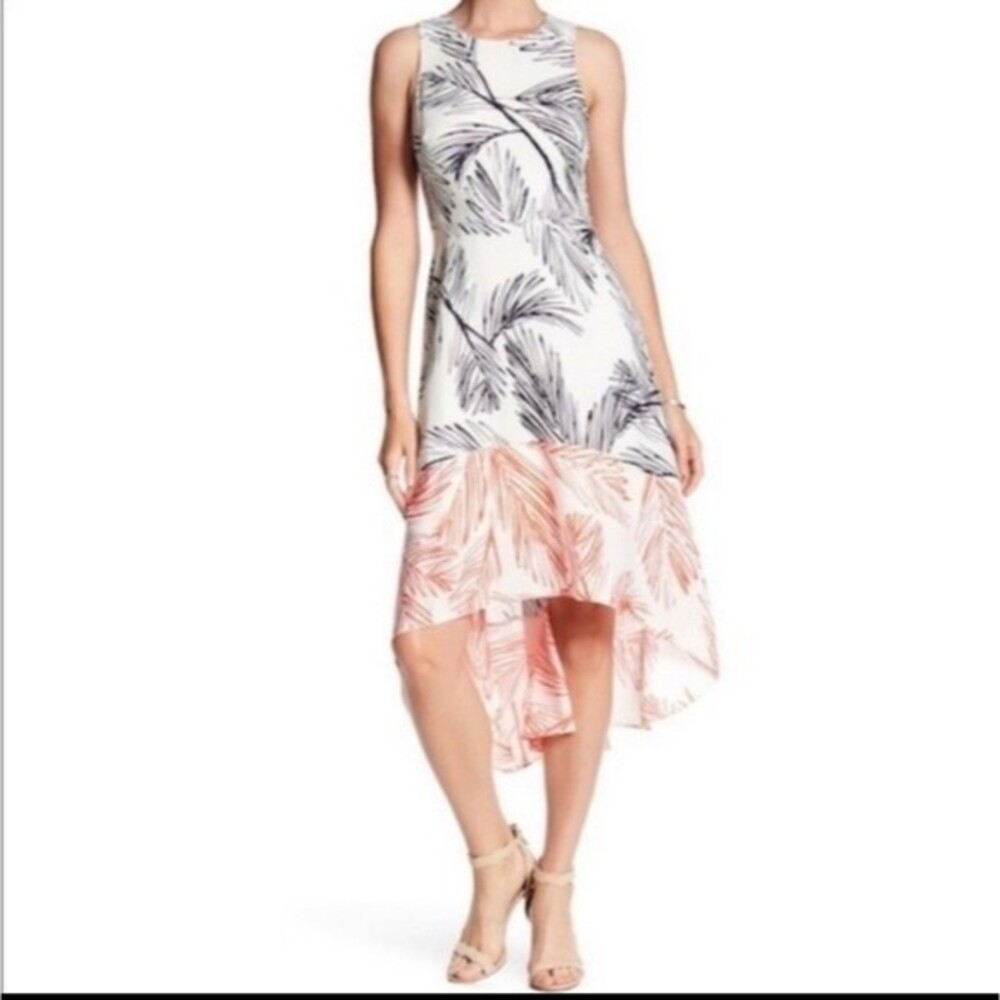 Vince Camuto High Low Tropical Shell Dress. Size 8